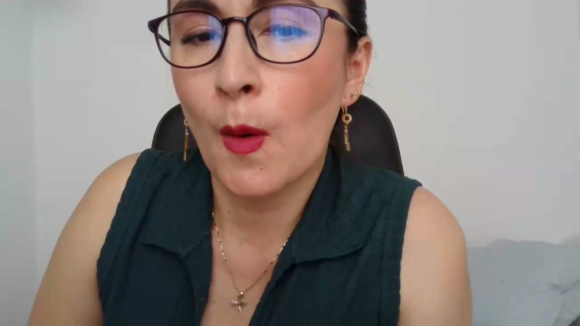 Gallery image thumbnail from Rach_sensual's myfreecams stream on, 07/16/2026, 20:27 image 7 of 20