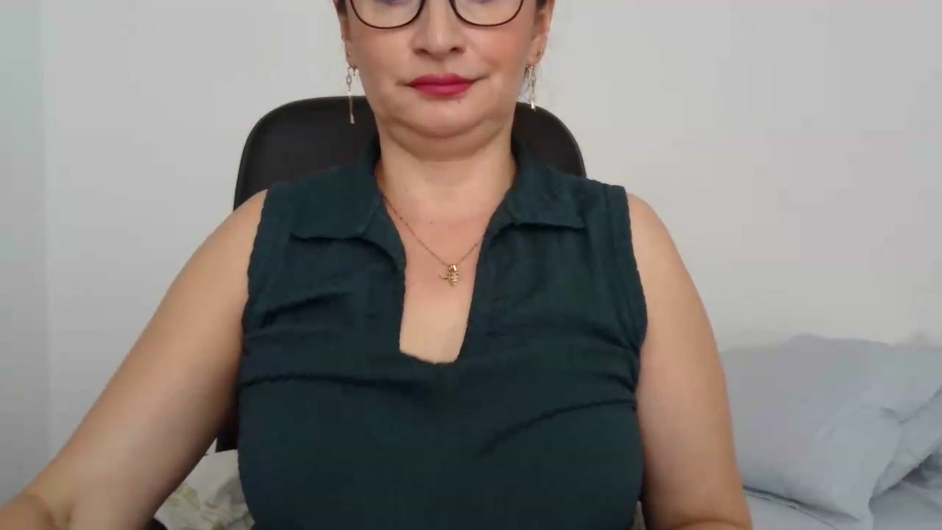 Gallery image thumbnail from Rach_sensual's myfreecams stream on, 07/16/2026, 20:27 image 11 of 20