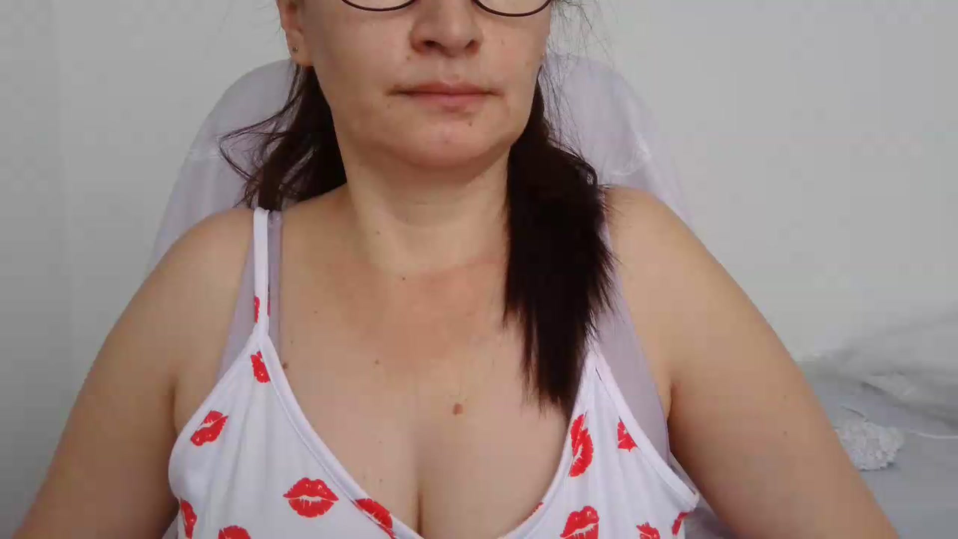 Gallery image thumbnail from Rach_sensual's myfreecams stream on, 08/16/2026, 13:31 image 19 of 20