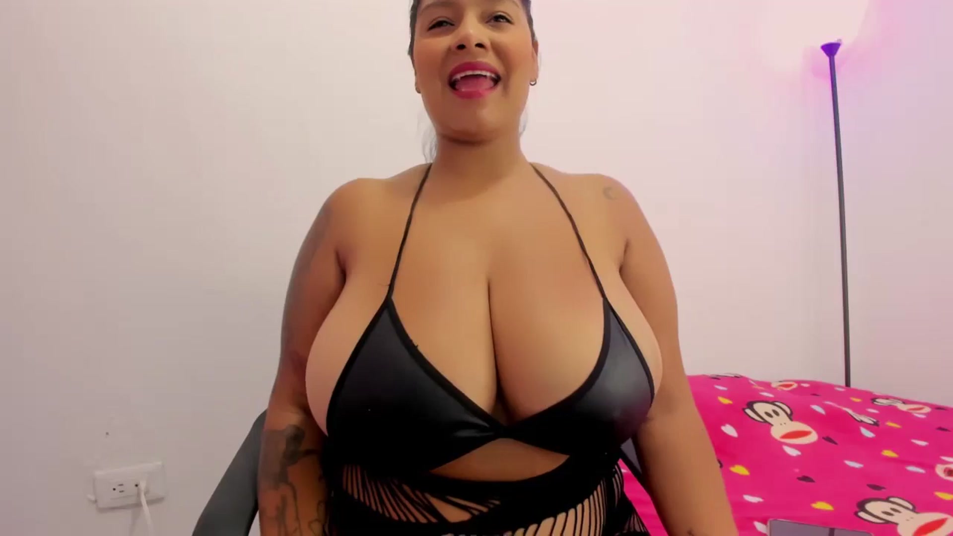 Gallery image thumbnail from Racheel_boobs's myfreecams stream on, 09/04/2024, 14:30 image 3 of 20