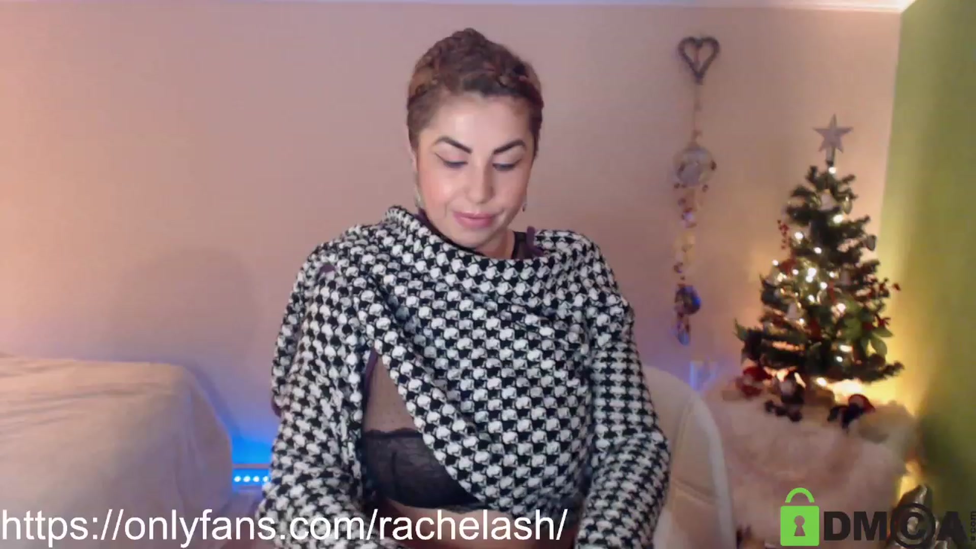 Gallery image thumbnail from RachelAsh's myfreecams stream on, 12/23/2022, 21:56 image 13 of 20