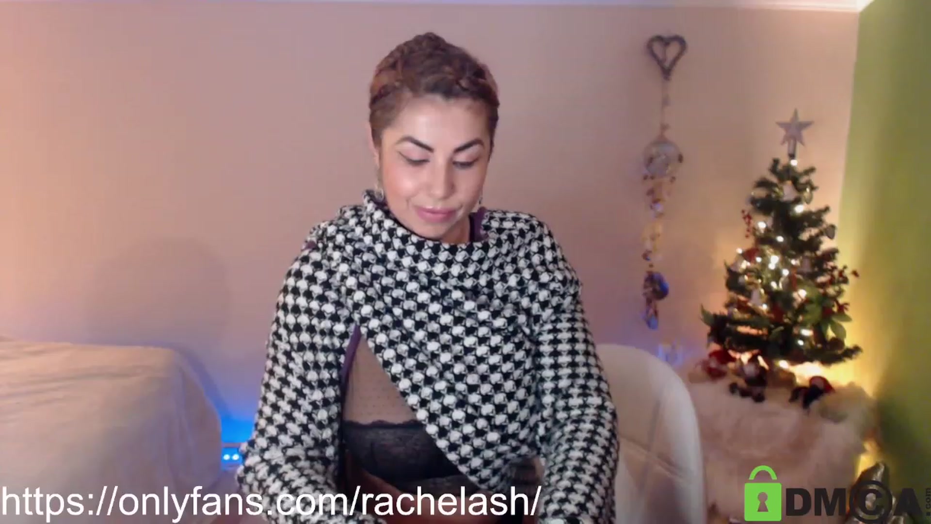 Gallery image thumbnail from RachelAsh's myfreecams stream on, 12/23/2022, 21:56 image 8 of 20