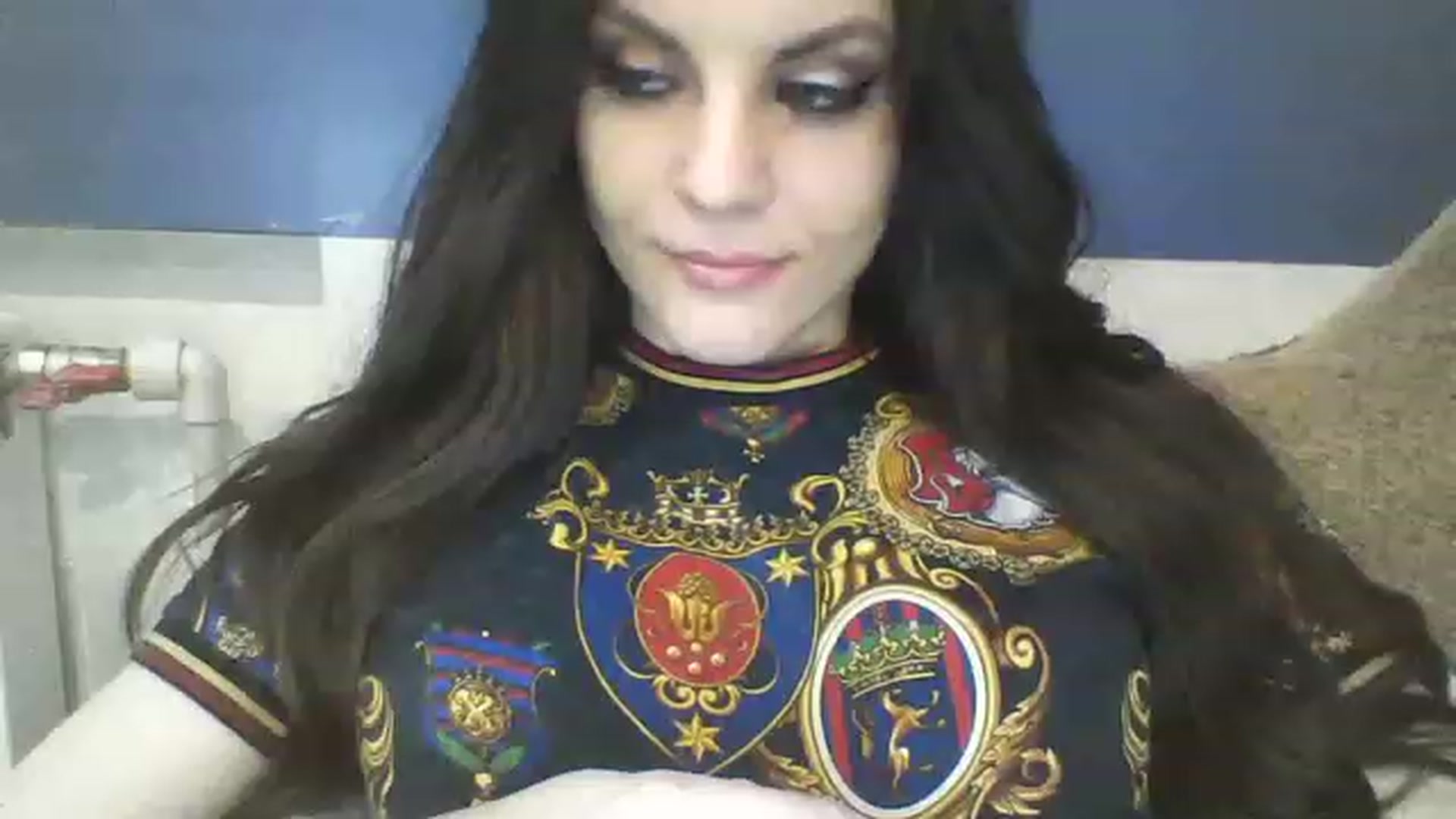 Gallery image thumbnail from RachelGreen88's myfreecams stream on, 12/18/2022, 18:11 image 5 of 20