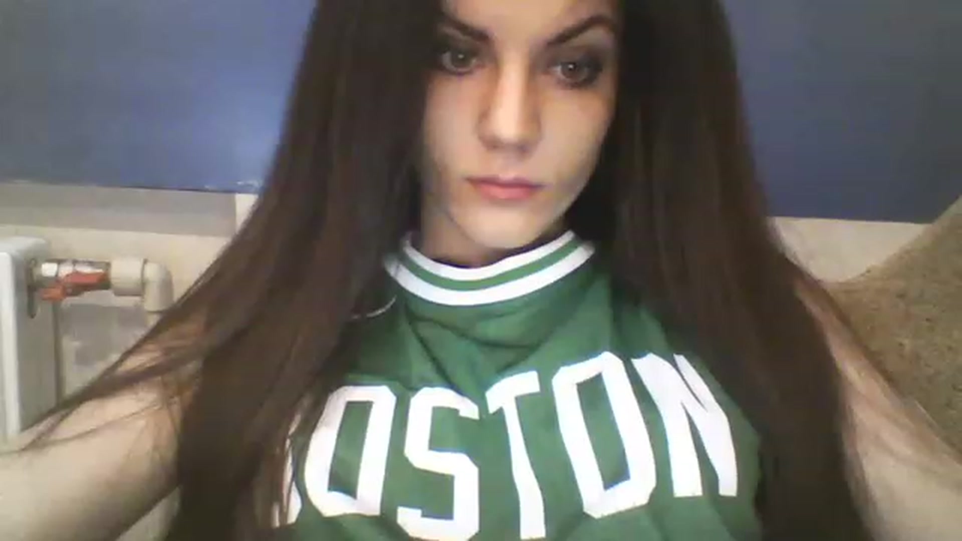 Gallery image thumbnail from RachelGreen88's myfreecams stream on, 12/25/2022, 13:20 image 16 of 20
