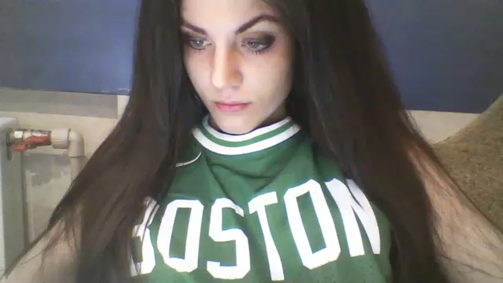 Gallery image thumbnail from RachelGreen88's myfreecams stream on, 12/25/2022, 13:20 image 12 of 20