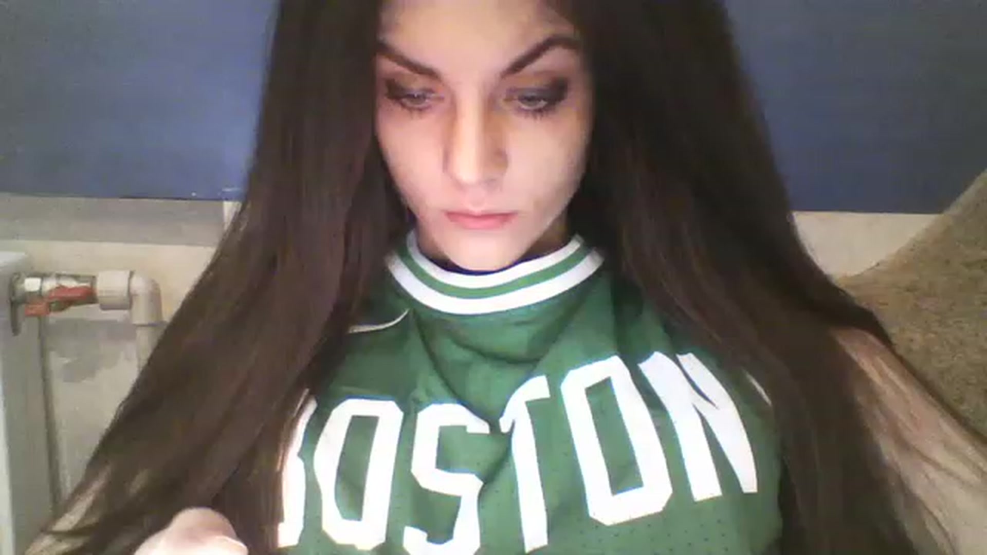 Gallery image thumbnail from RachelGreen88's myfreecams stream on, 12/25/2022, 13:20 image 1 of 20