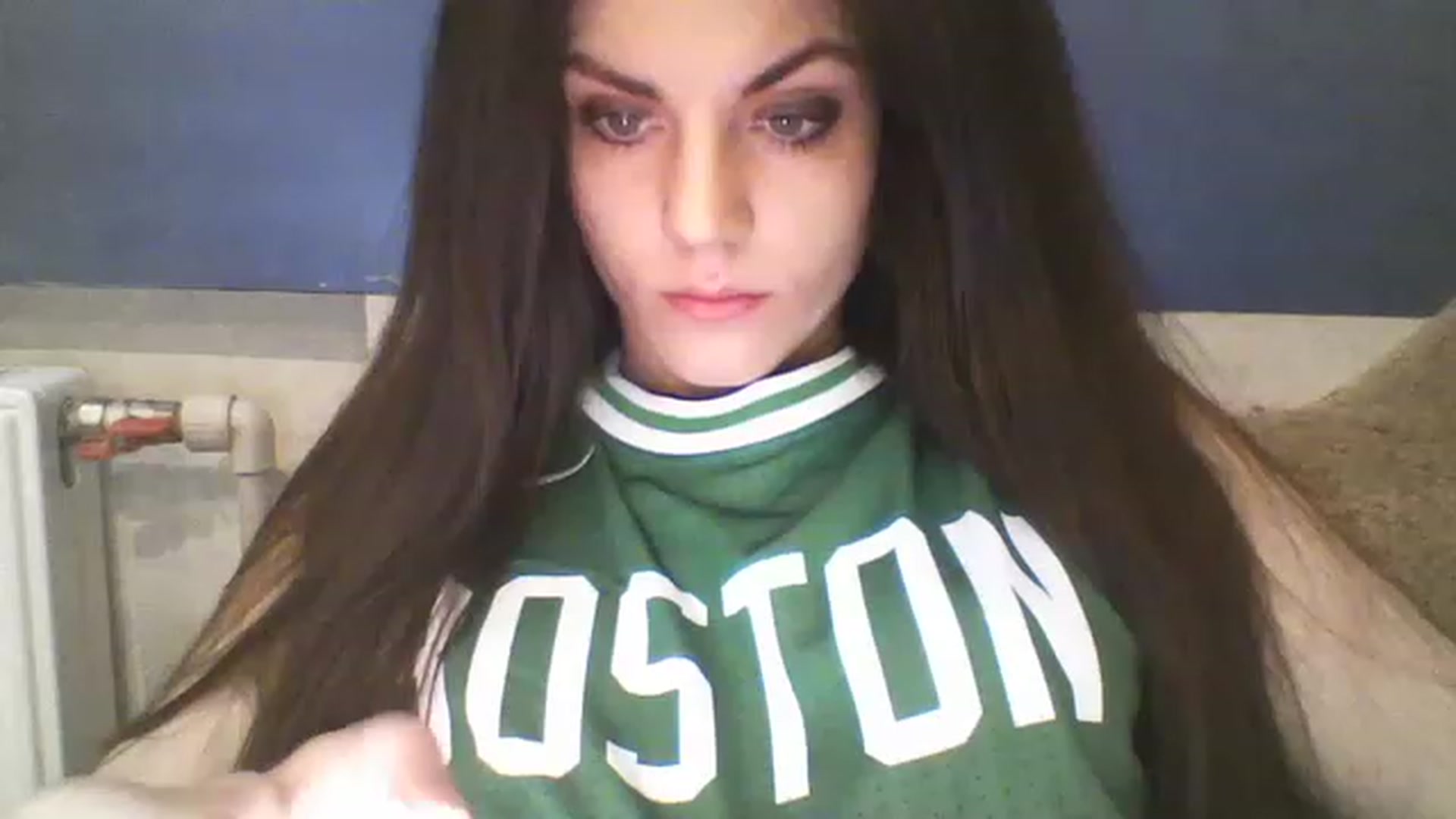 Gallery image thumbnail from RachelGreen88's myfreecams stream on, 12/25/2022, 13:20 image 19 of 20