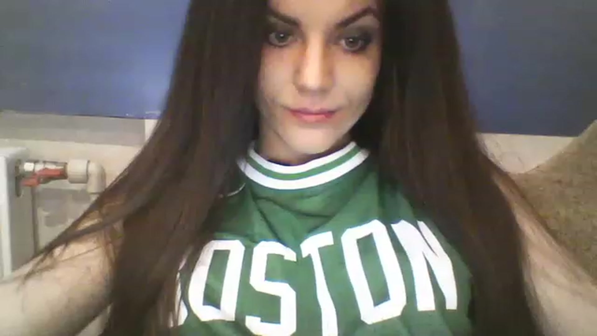 Gallery image thumbnail from RachelGreen88's myfreecams stream on, 12/25/2022, 13:20 image 15 of 20