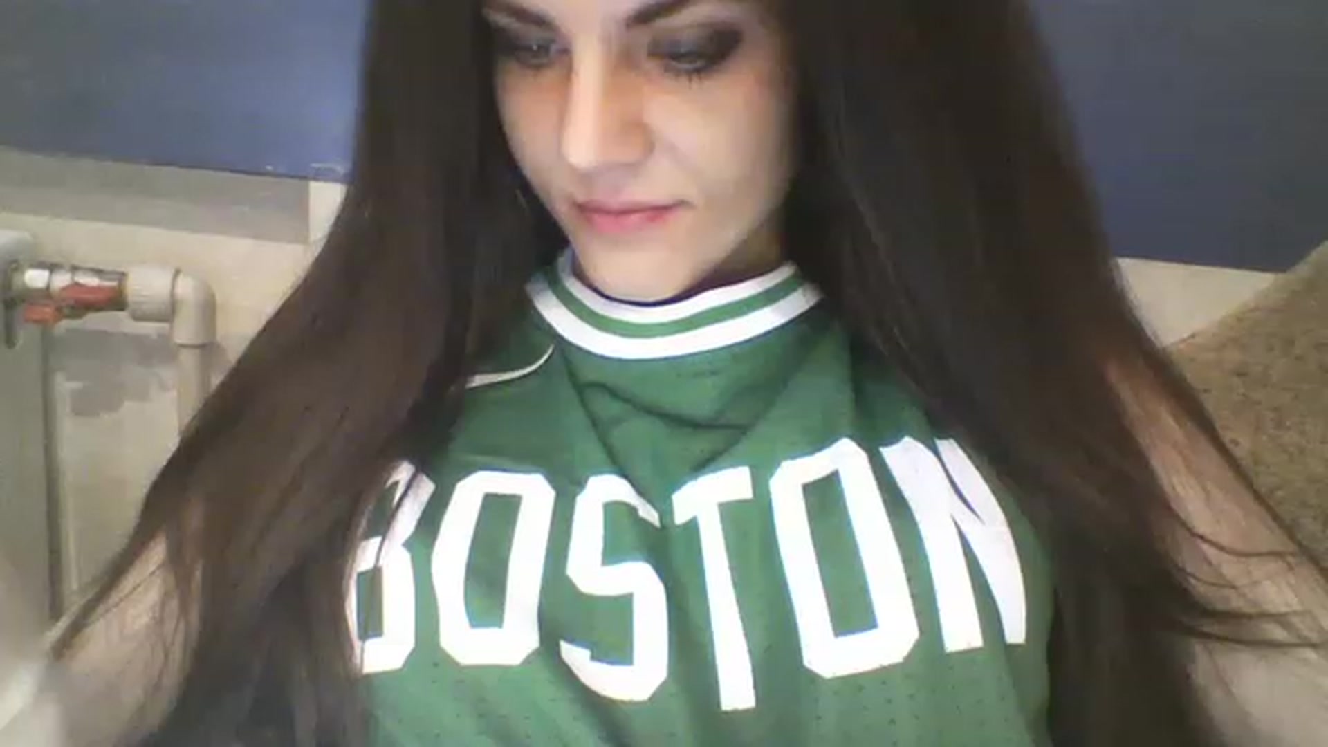 Gallery image thumbnail from RachelGreen88's myfreecams stream on, 12/25/2022, 13:20 image 7 of 20