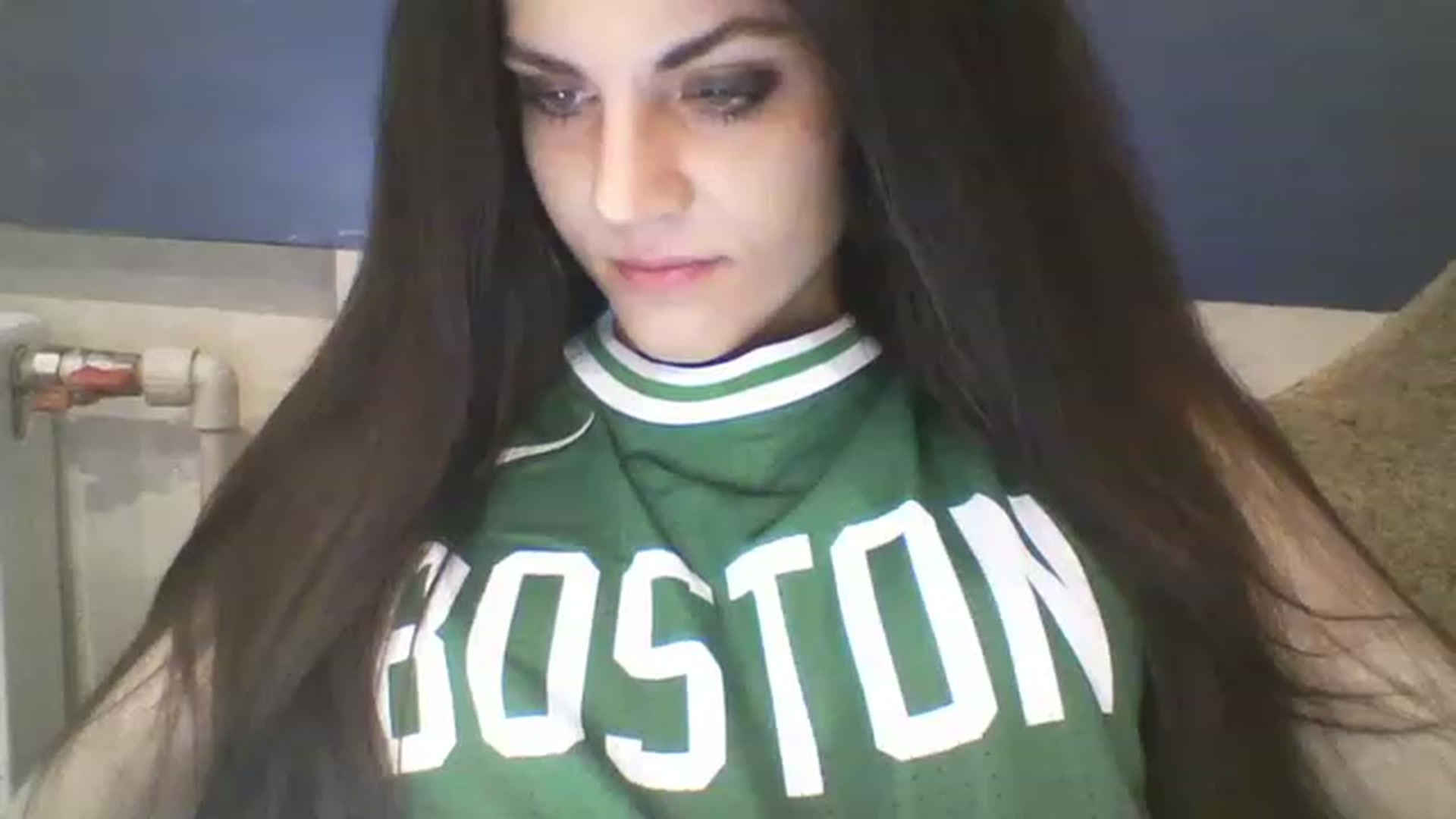 Gallery image thumbnail from RachelGreen88's myfreecams stream on, 12/25/2022, 13:20 image 8 of 20