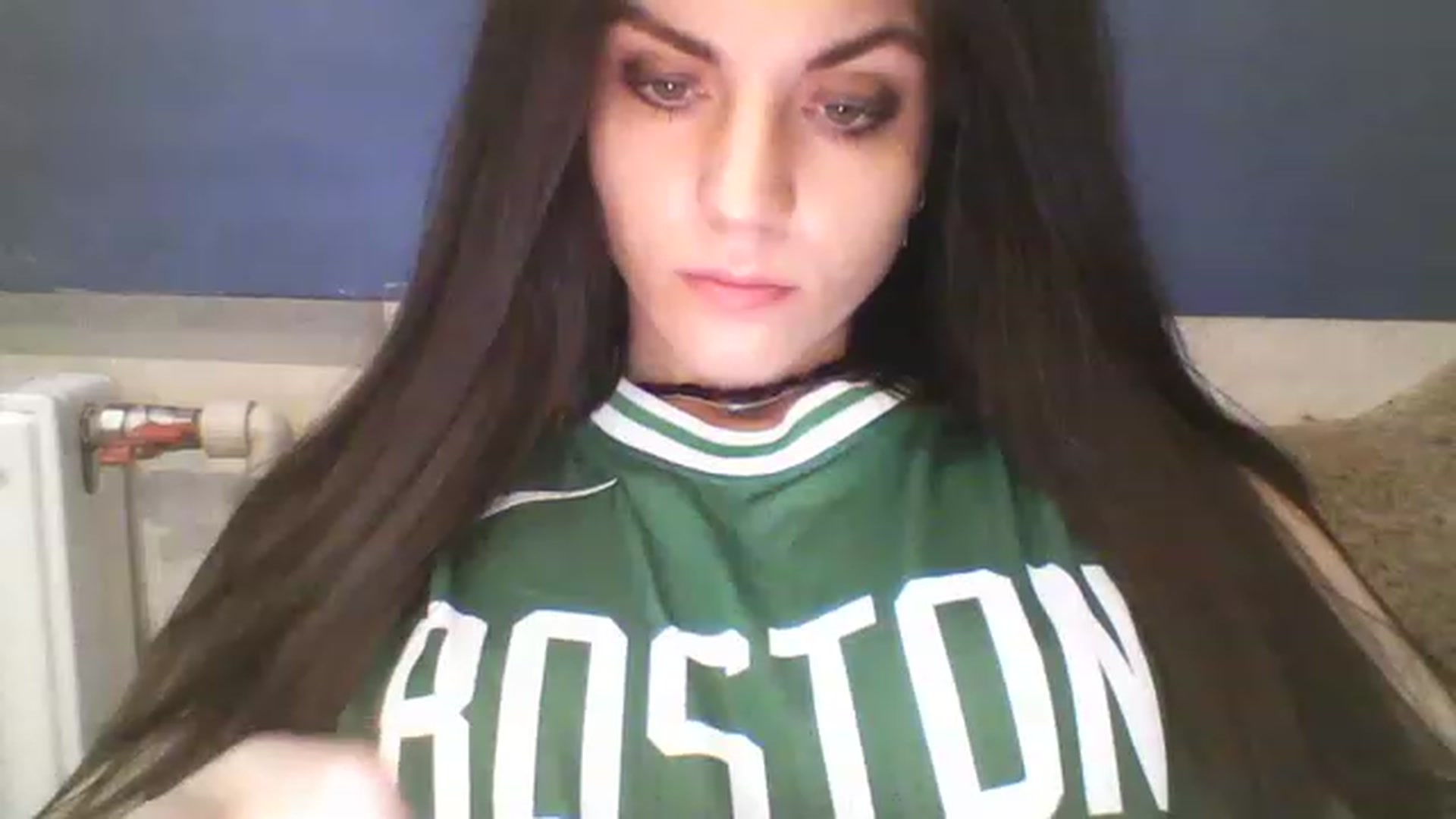 Gallery image thumbnail from RachelGreen88's myfreecams stream on, 12/25/2022, 15:03 image 19 of 20