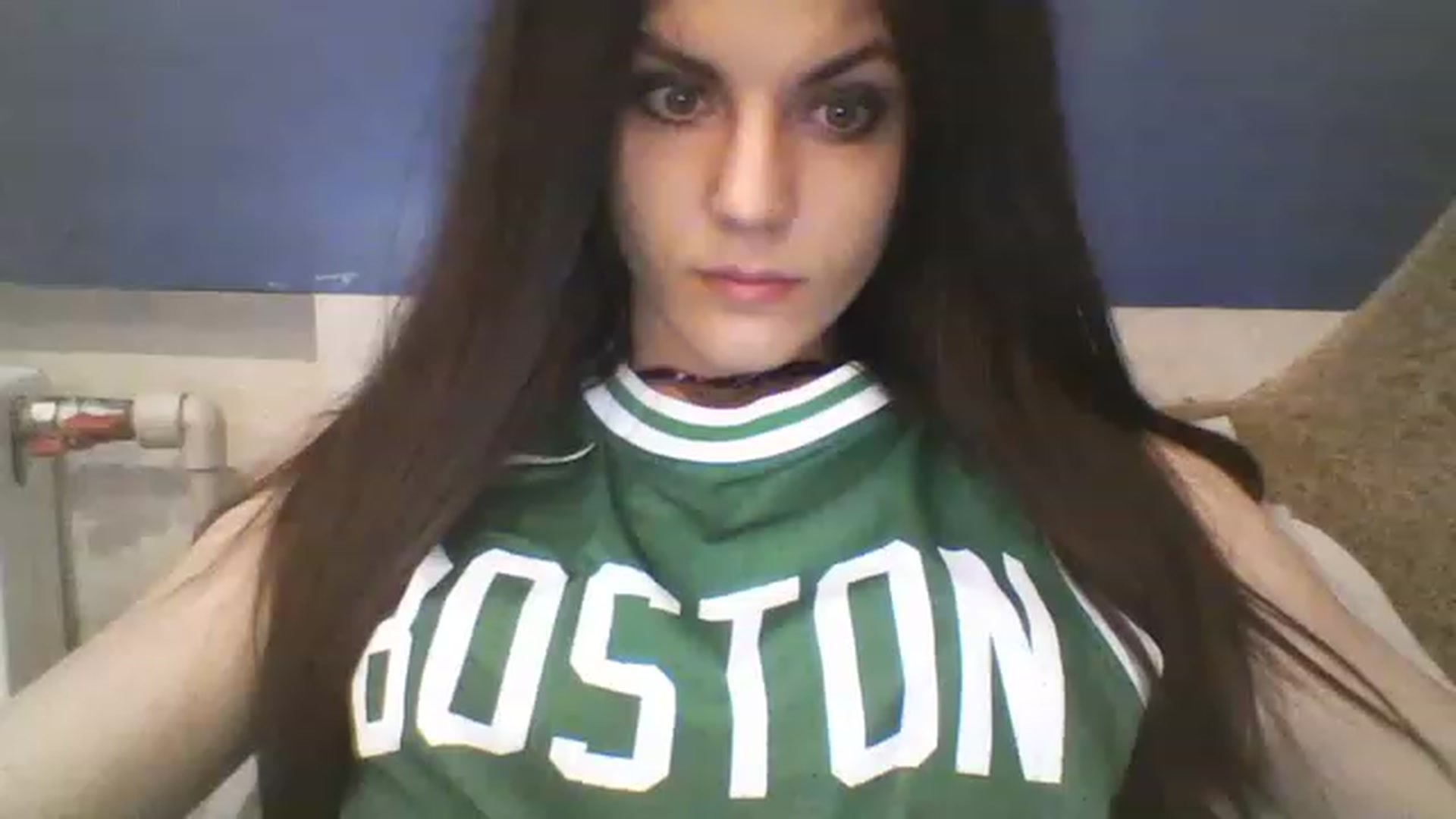 Gallery image thumbnail from RachelGreen88's myfreecams stream on, 12/25/2022, 16:38 image 13 of 20