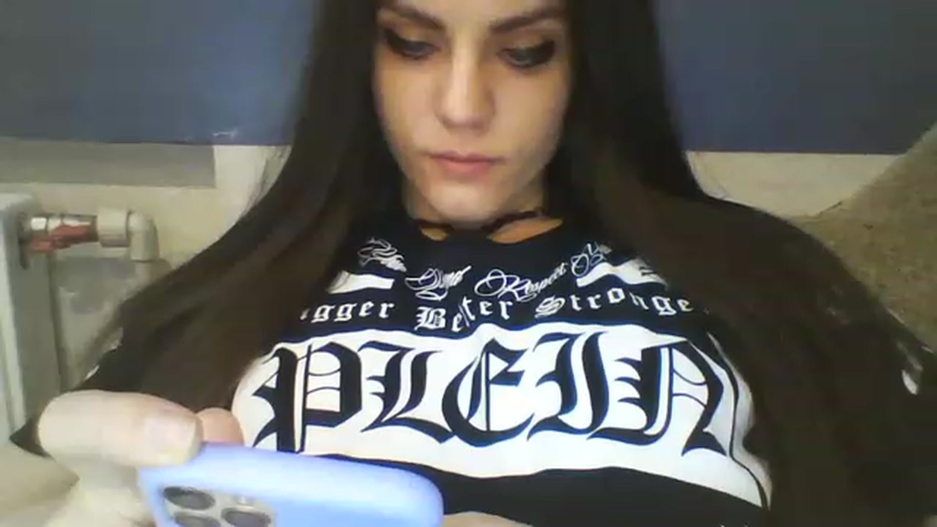 Gallery image thumbnail from RachelGreen88's myfreecams stream on, 12/29/2022, 13:23 image 10 of 20