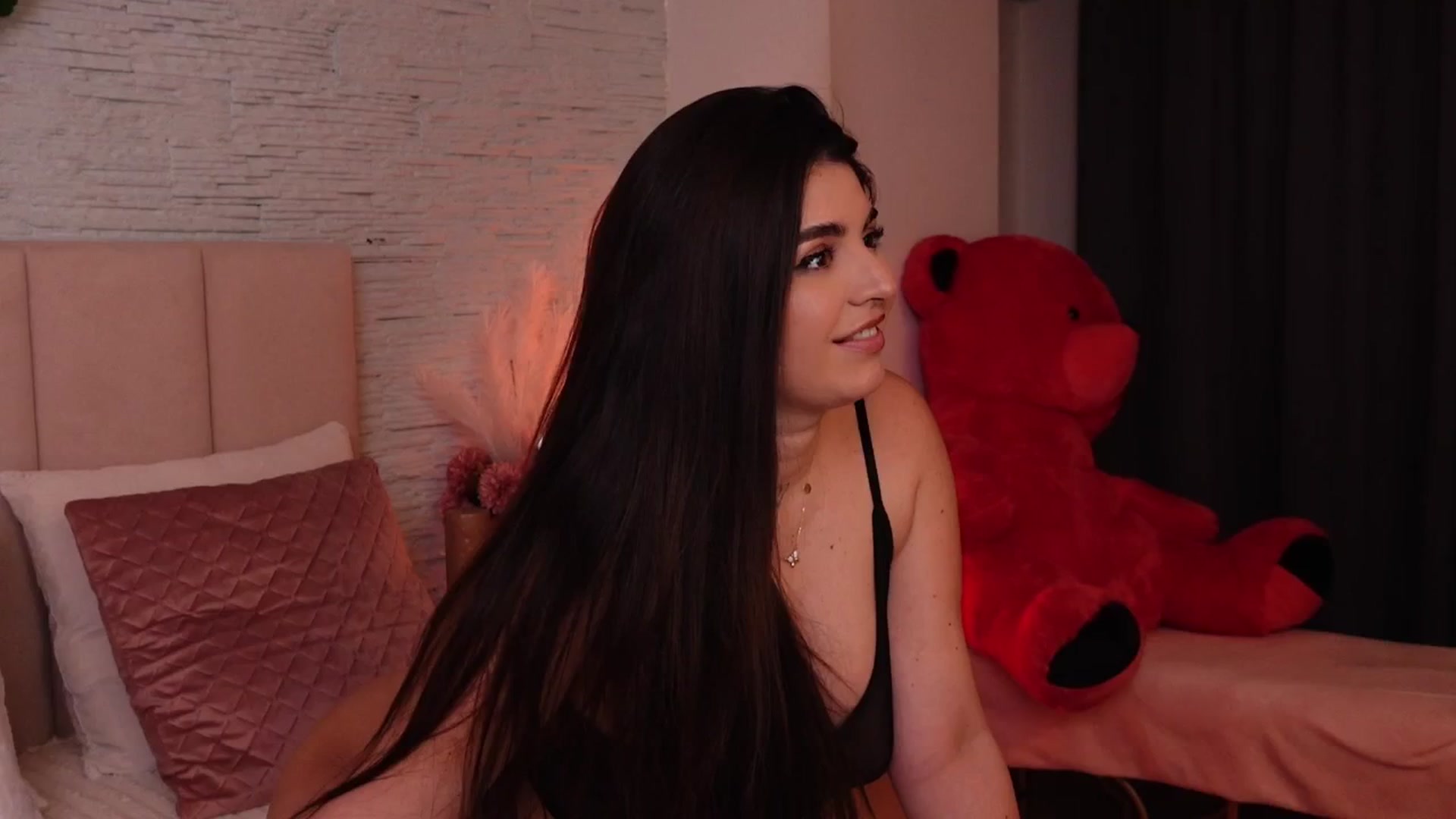 Gallery image thumbnail from RachelS's myfreecams stream on, 12/29/2024, 13:13 image 17 of 20