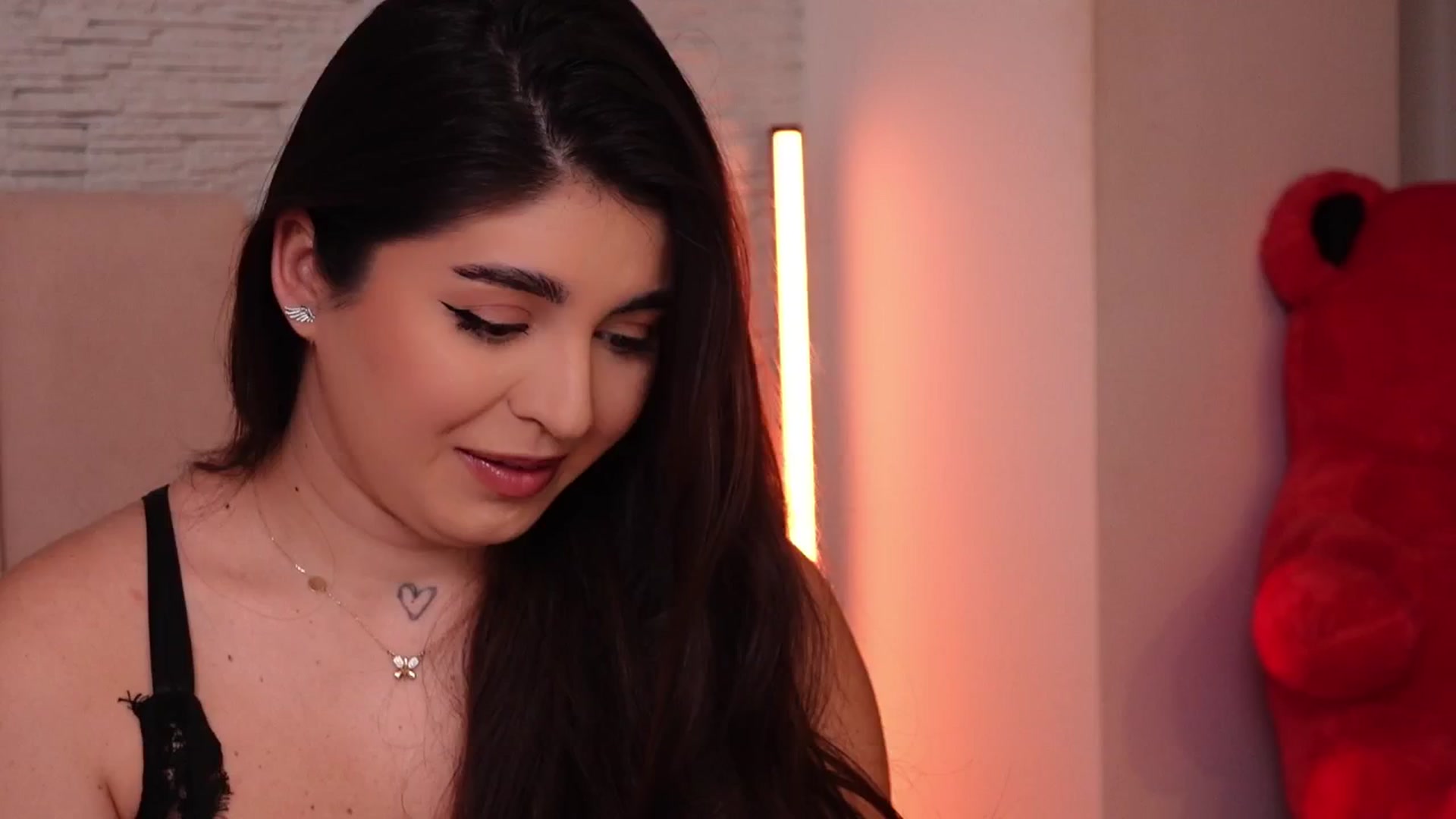 Gallery image thumbnail from RachelS's myfreecams stream on, 01/02/2025, 13:30 image 2 of 20