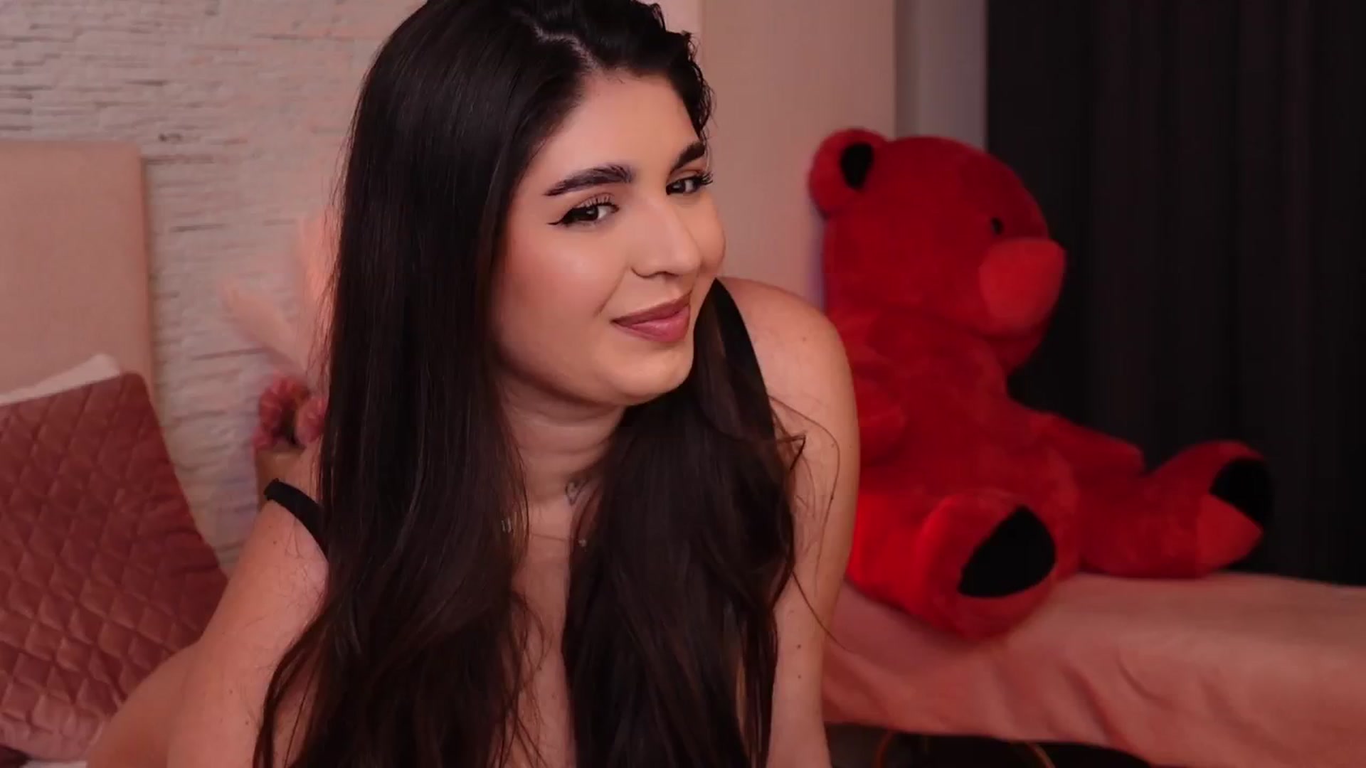 Gallery image thumbnail from RachelS's myfreecams stream on, 01/02/2025, 13:30 image 8 of 20