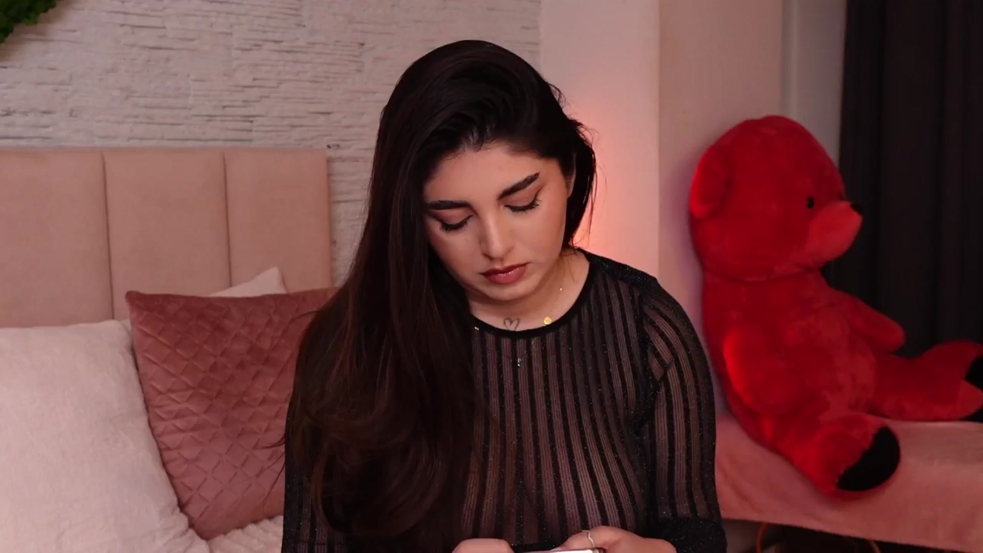 Gallery image thumbnail from RachelS's myfreecams stream on, 01/13/2025, 12:00 image 18 of 20