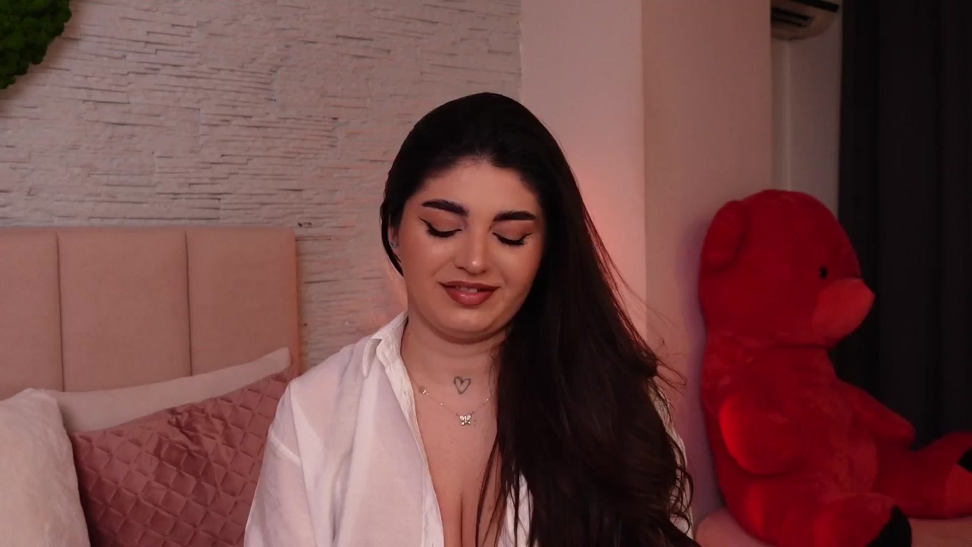 Gallery image thumbnail from RachelS's myfreecams stream on, 01/15/2025, 08:13 image 2 of 20