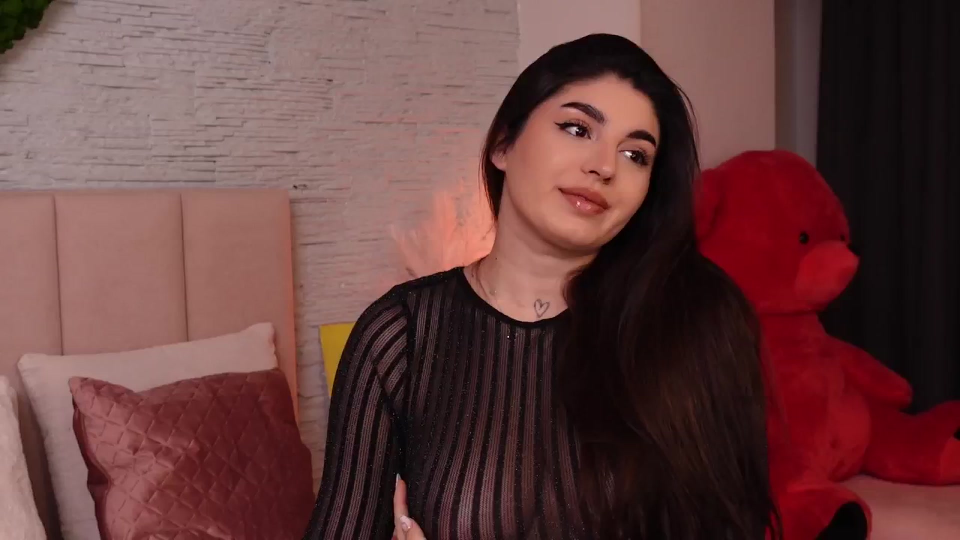 Gallery image thumbnail from RachelS's myfreecams stream on, 01/21/2025, 07:59 image 1 of 20