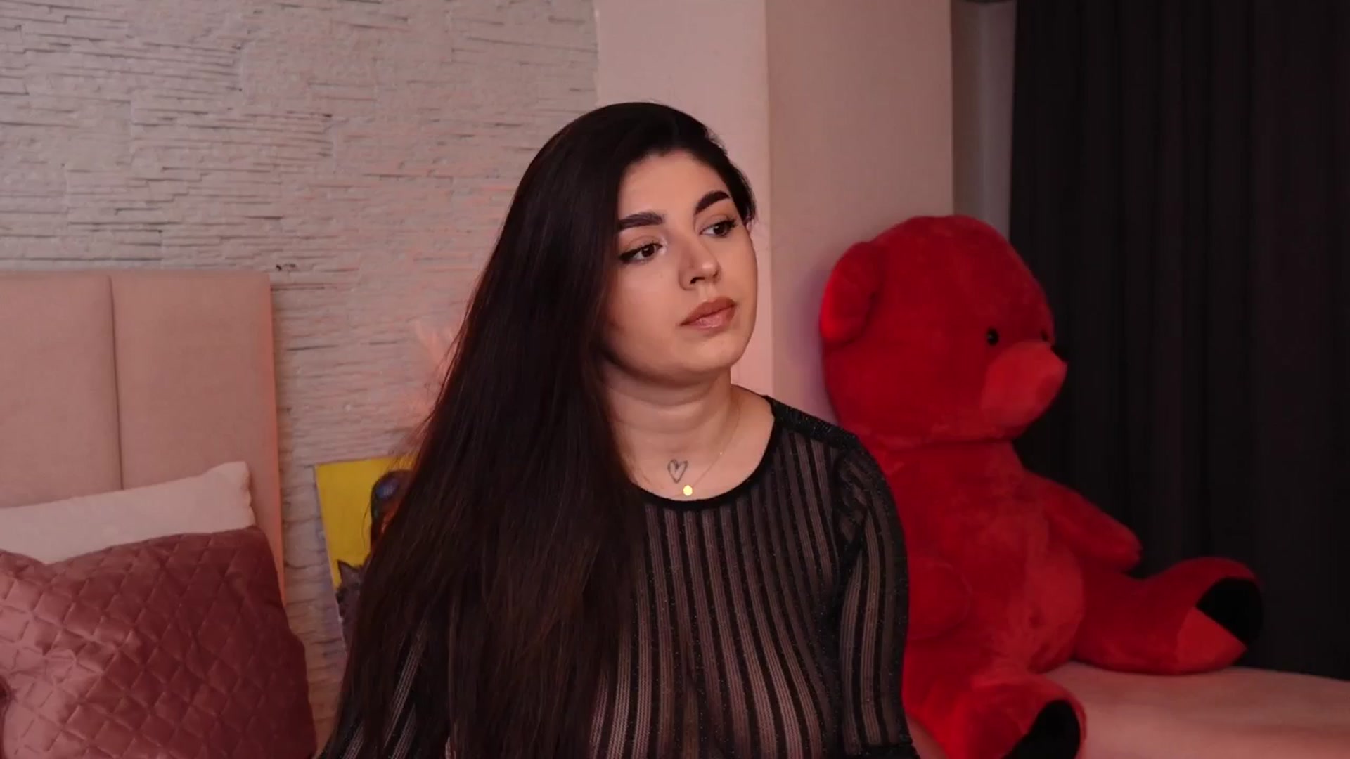 Gallery image thumbnail from RachelS's myfreecams stream on, 01/21/2025, 07:59 image 5 of 20
