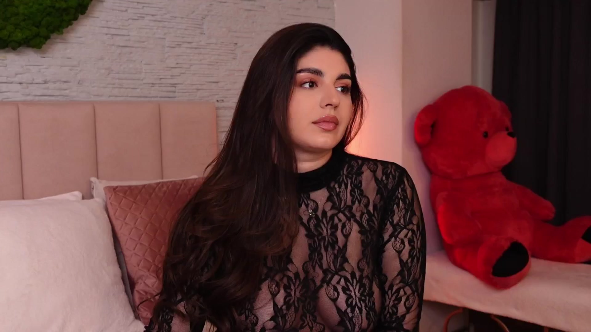 Gallery image thumbnail from RachelS's myfreecams stream on, 01/25/2025, 11:26 image 16 of 20