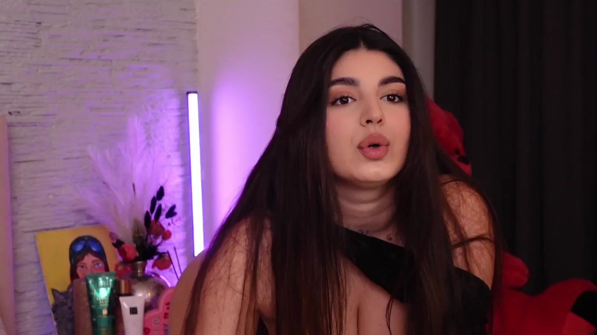 Gallery image thumbnail from RachelS's myfreecams stream on, 01/27/2025, 07:34 image 5 of 20