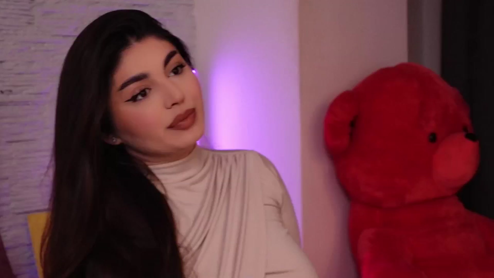 Gallery image thumbnail from RachelS's myfreecams stream on, 01/28/2025, 07:49 image 3 of 20