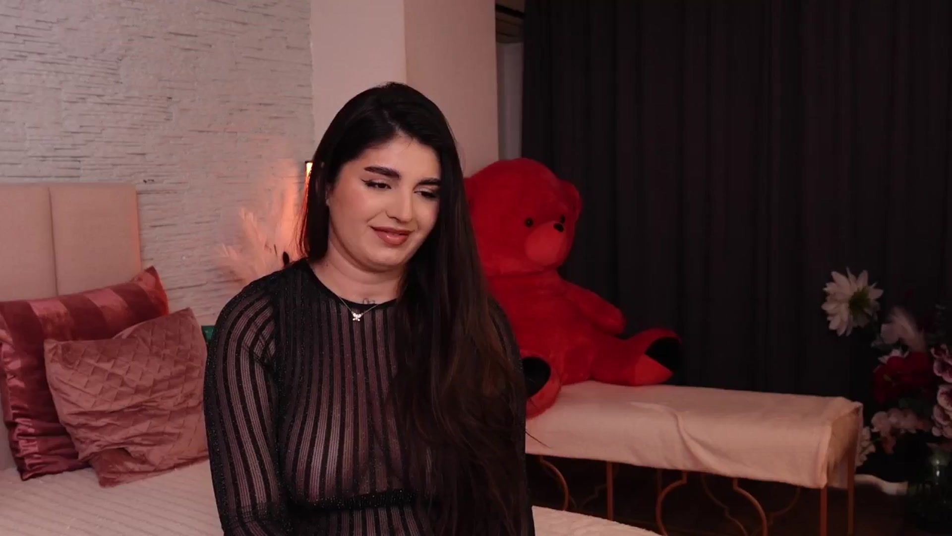 Gallery image thumbnail from RachelS's myfreecams stream on, 01/31/2025, 10:40 image 13 of 20