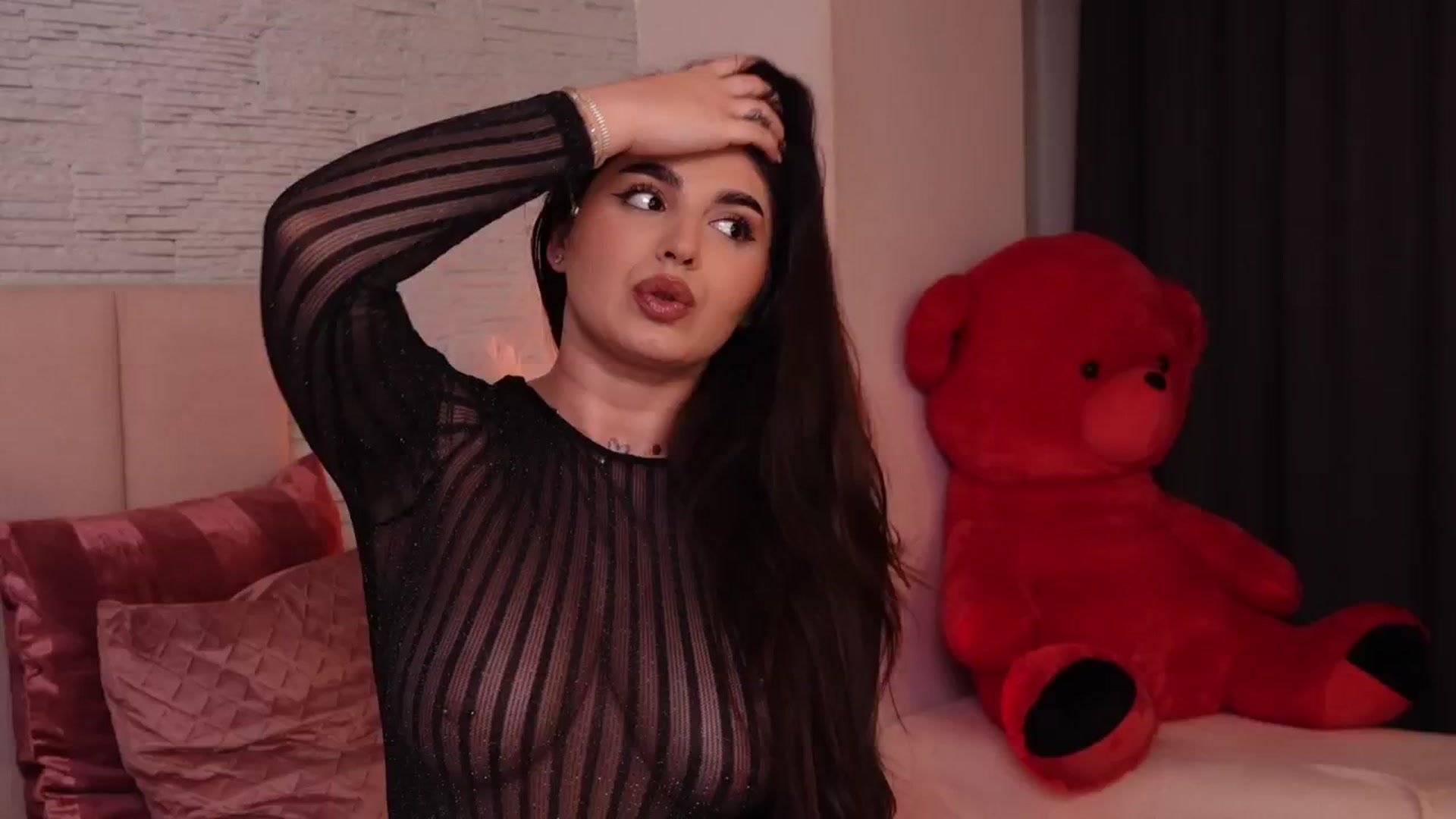 Gallery image thumbnail from RachelS's myfreecams stream on, 01/31/2025, 10:40 image 2 of 20