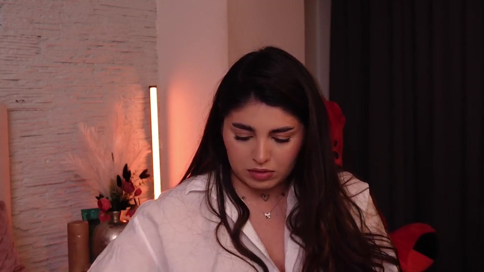 Gallery image thumbnail from RachelS's myfreecams stream on, 02/02/2025, 13:37 image 8 of 20