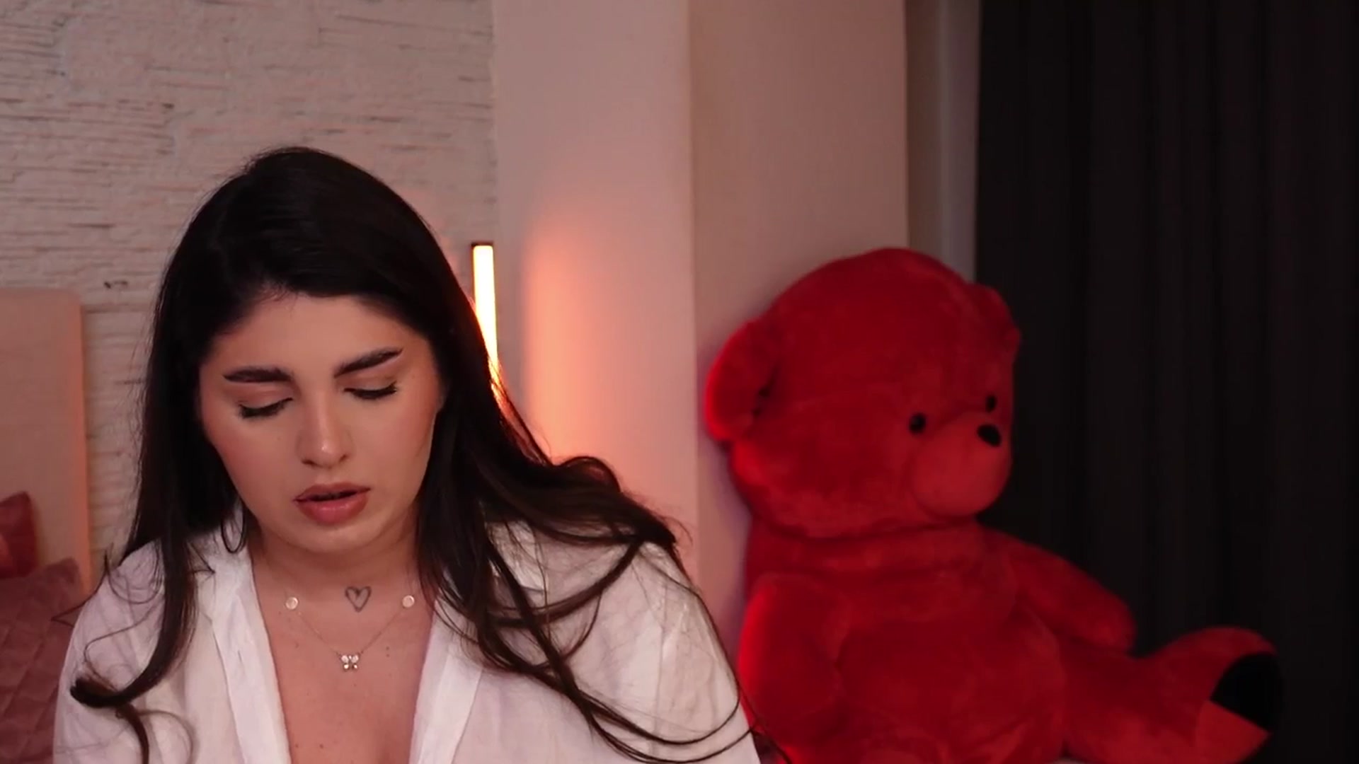 Gallery image thumbnail from RachelS's myfreecams stream on, 02/02/2025, 13:37 image 18 of 20