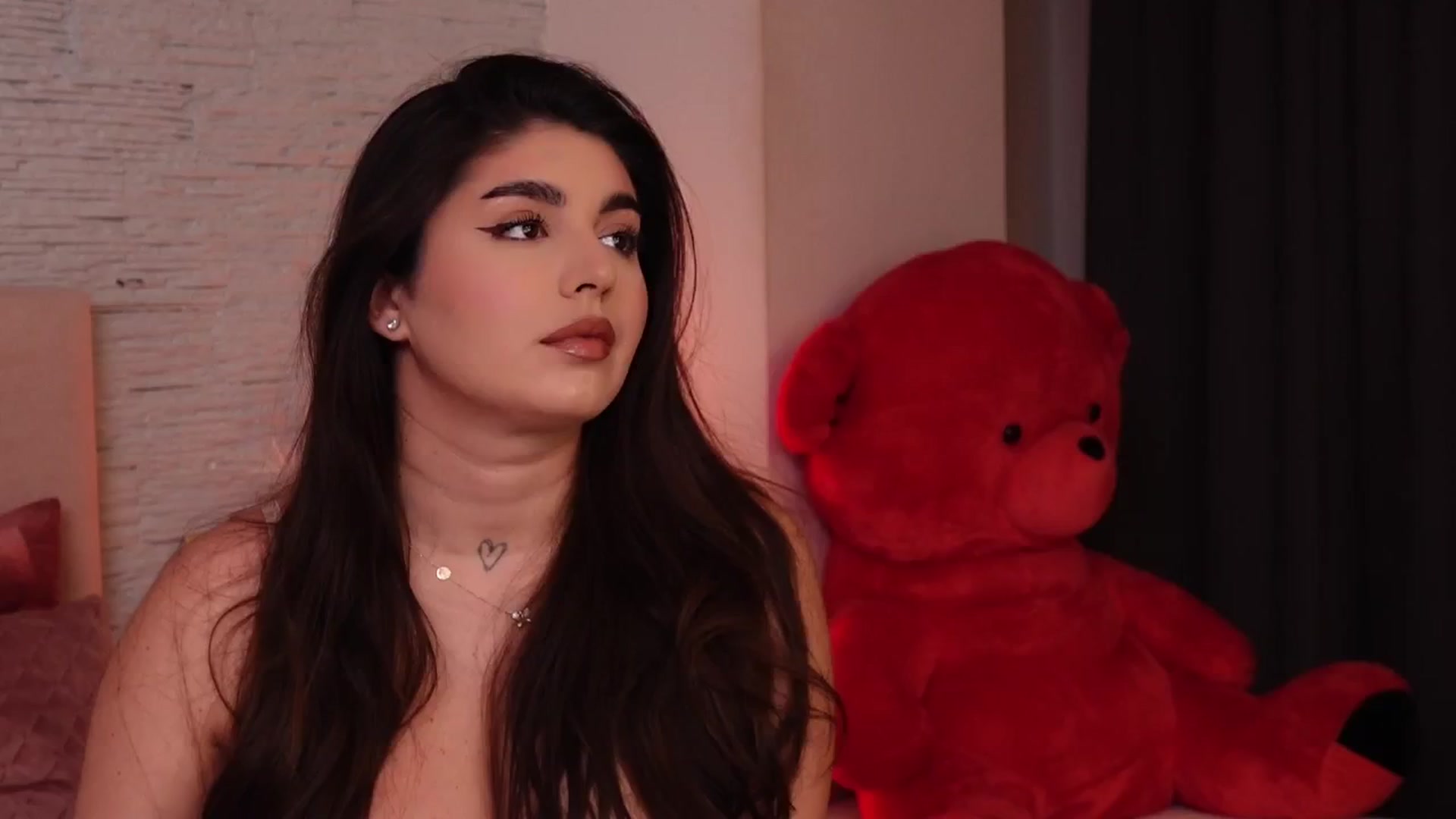 Gallery image thumbnail from RachelS's myfreecams stream on, 02/03/2025, 07:37 image 11 of 20