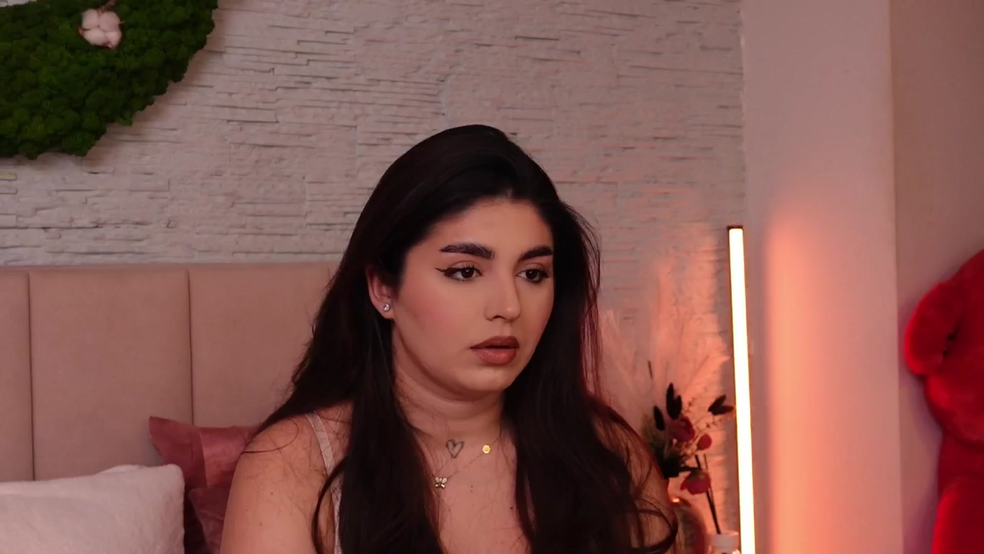 Gallery image thumbnail from RachelS's myfreecams stream on, 02/03/2025, 07:37 image 20 of 20