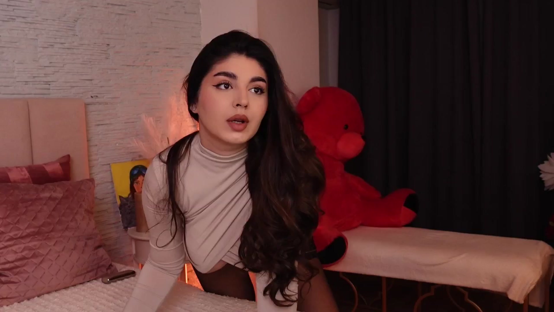 Gallery image thumbnail from RachelS's myfreecams stream on, 02/05/2025, 05:11 image 6 of 20