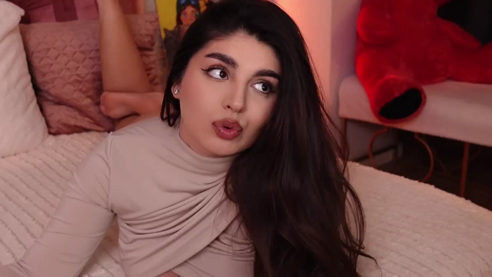 Gallery image thumbnail from RachelS's myfreecams stream on, 02/05/2025, 11:20 image 20 of 20