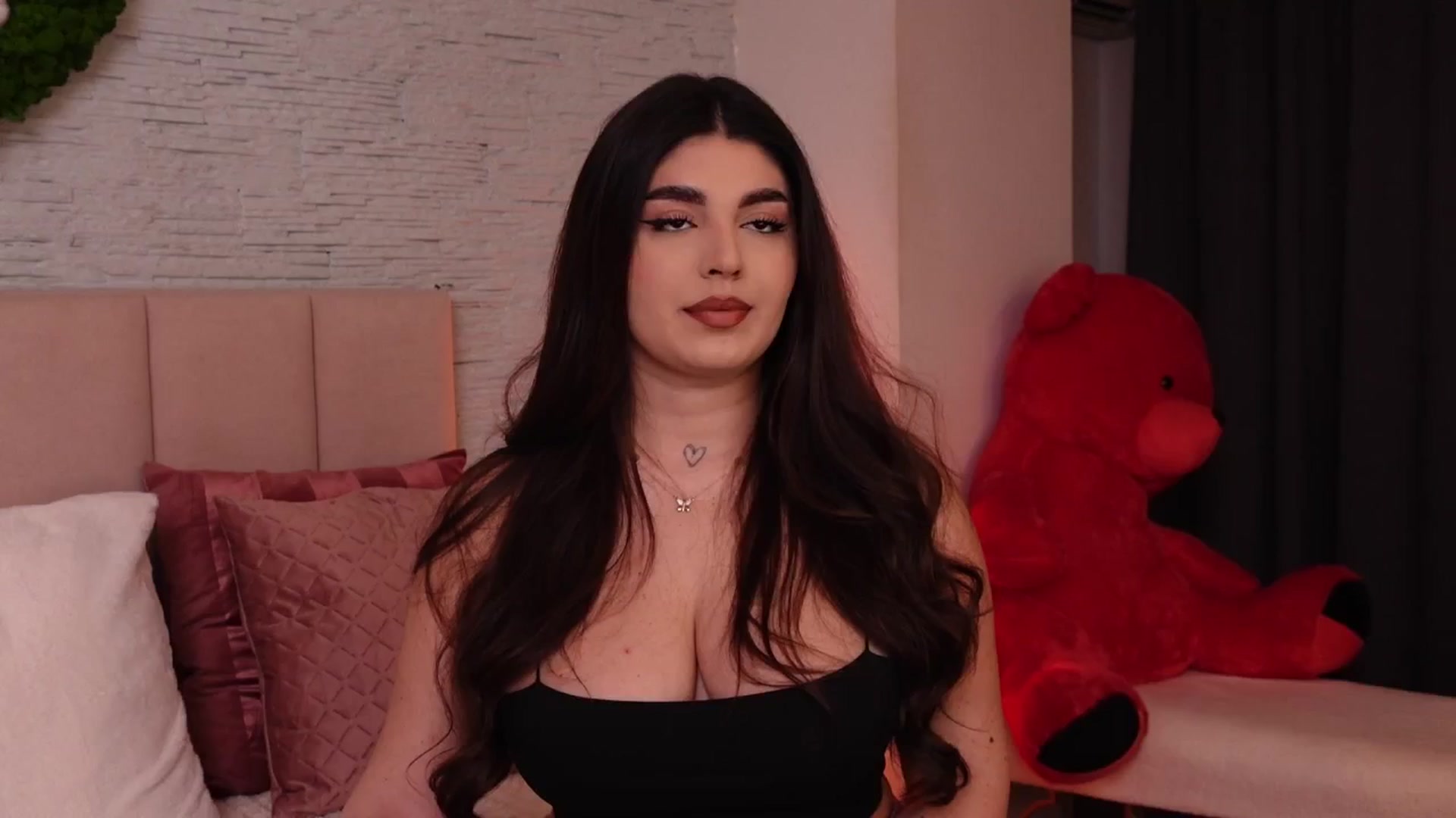 Gallery image thumbnail from RachelS's myfreecams stream on, 02/06/2025, 07:54 image 3 of 20