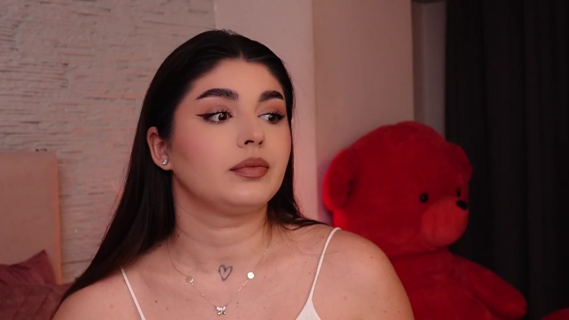 Gallery image thumbnail from RachelS's myfreecams stream on, 02/10/2025, 07:32 image 6 of 20