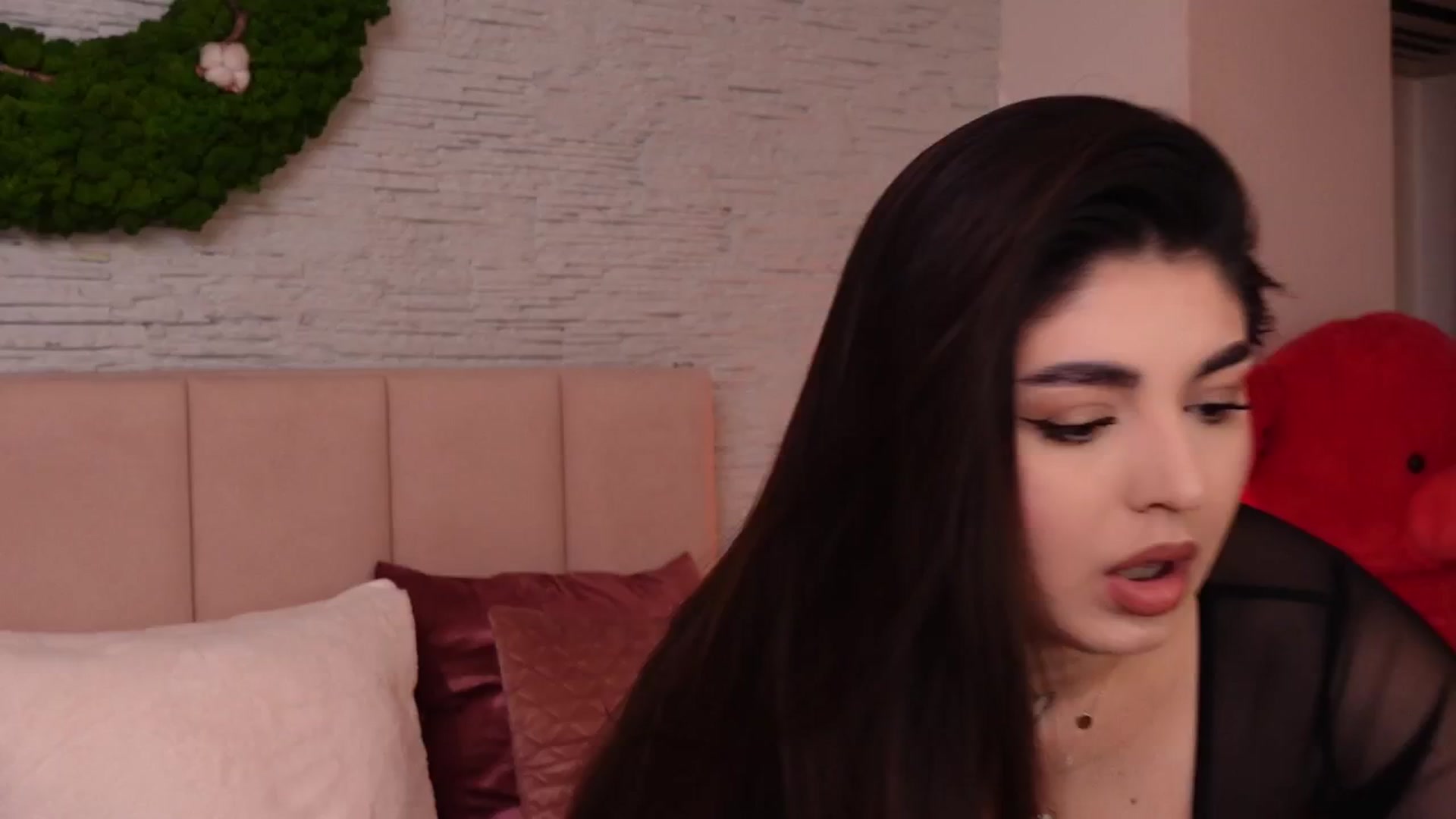 Gallery image thumbnail from RachelS's myfreecams stream on, 02/10/2025, 07:32 image 12 of 20