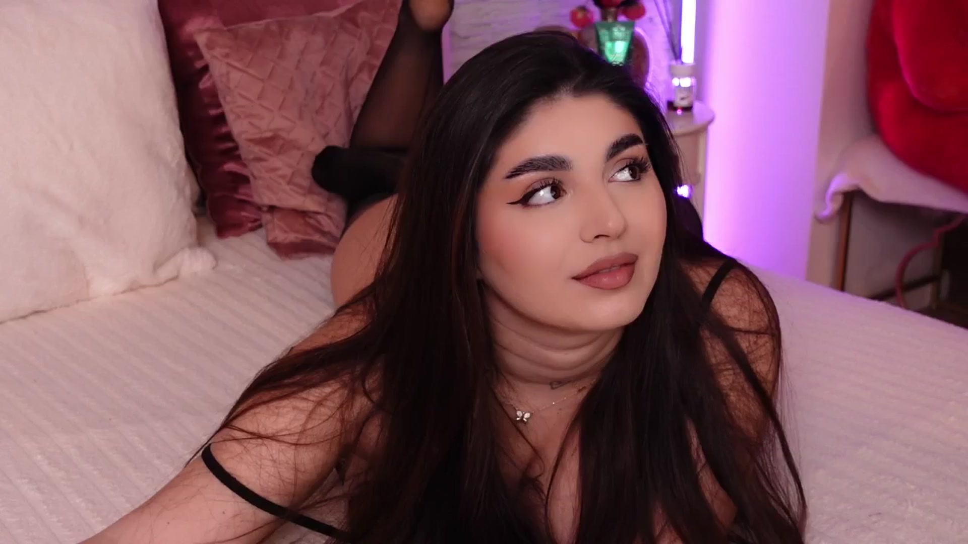 Gallery image thumbnail from RachelS's myfreecams stream on, 02/11/2025, 08:16 image 13 of 20