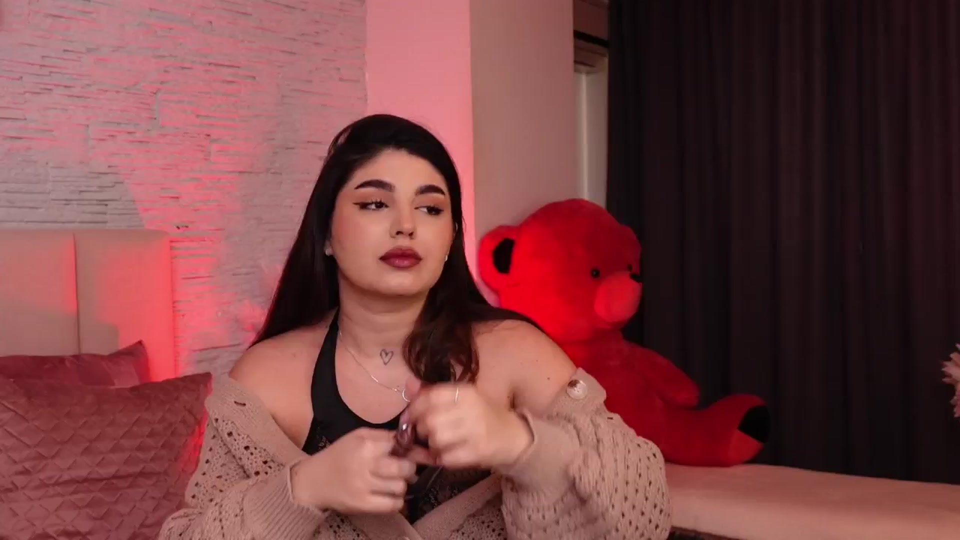 Gallery image thumbnail from RachelS's myfreecams stream on, 02/20/2025, 12:27 image 1 of 20