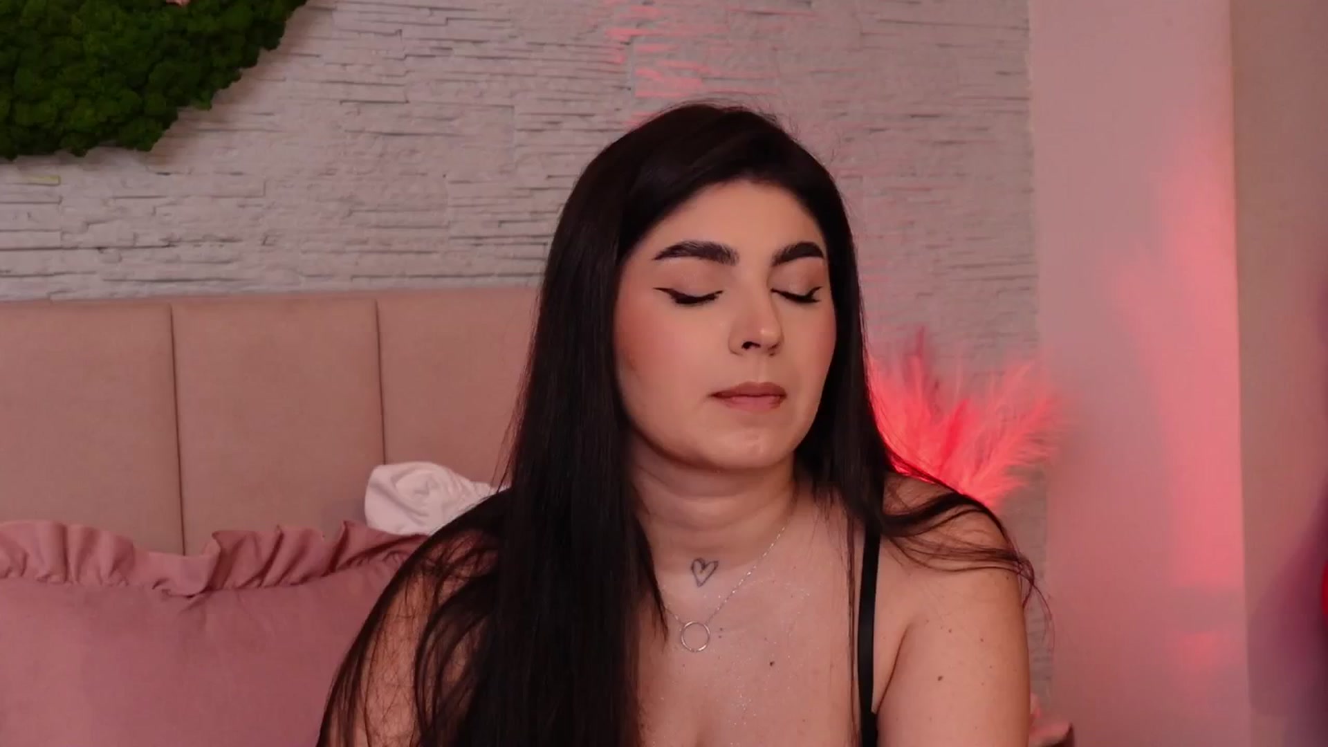 Gallery image thumbnail from RachelS's myfreecams stream on, 02/28/2025, 07:55 image 4 of 20