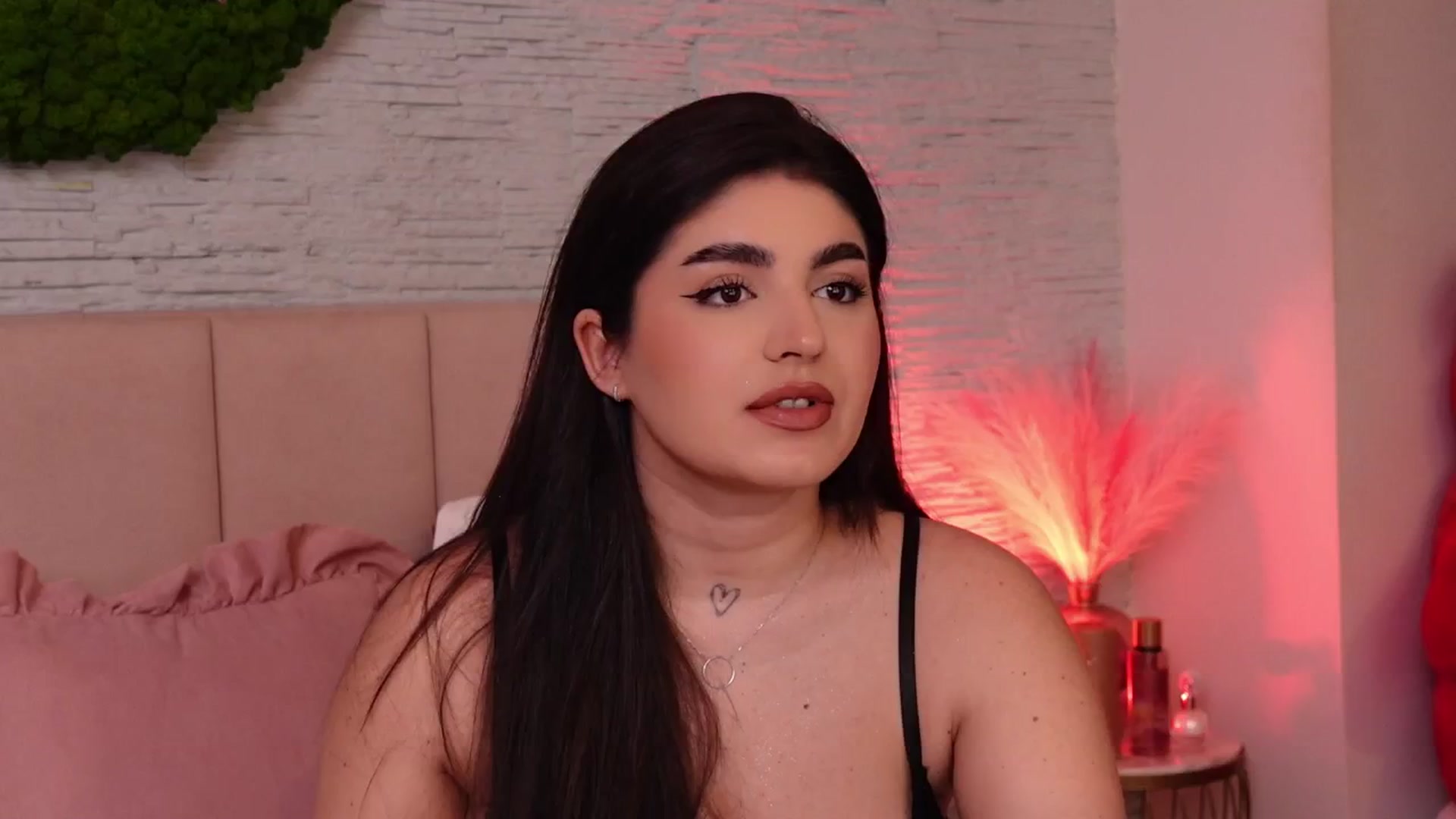 Gallery image thumbnail from RachelS's myfreecams stream on, 02/28/2025, 07:55 image 20 of 20
