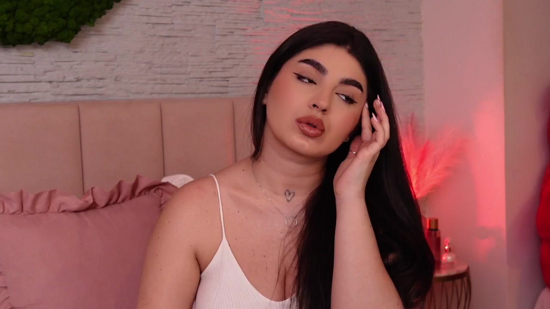 Gallery image thumbnail from RachelS's myfreecams stream on, 02/28/2025, 09:26 image 9 of 20