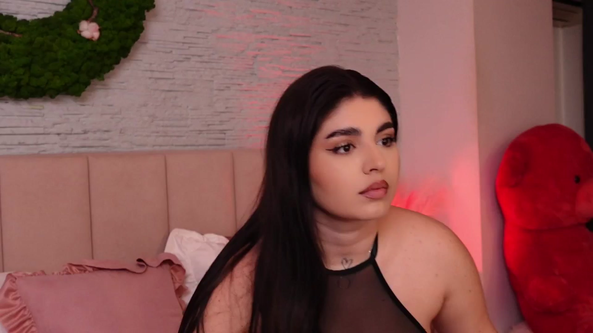 Gallery image thumbnail from RachelS's myfreecams stream on, 03/02/2025, 13:20 image 11 of 20