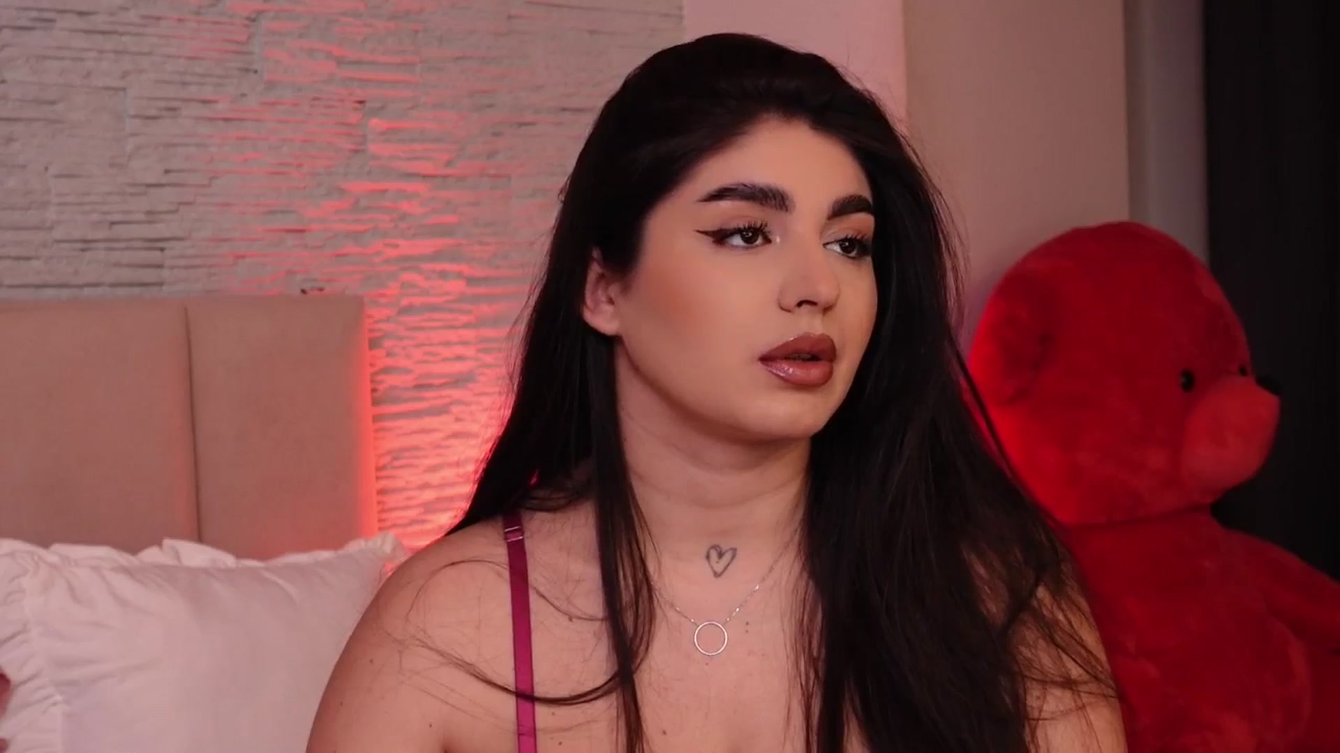 Gallery image thumbnail from RachelS's myfreecams stream on, 03/03/2025, 07:54 image 5 of 20