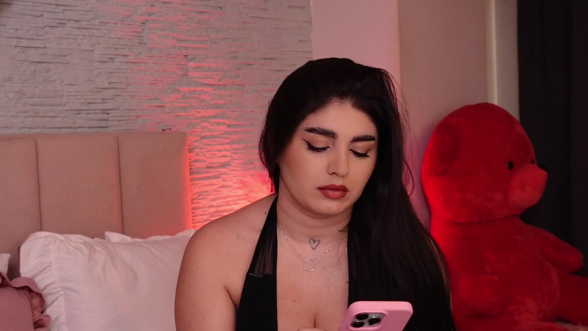 Gallery image thumbnail from RachelS's myfreecams stream on, 03/03/2025, 10:59 image 2 of 20
