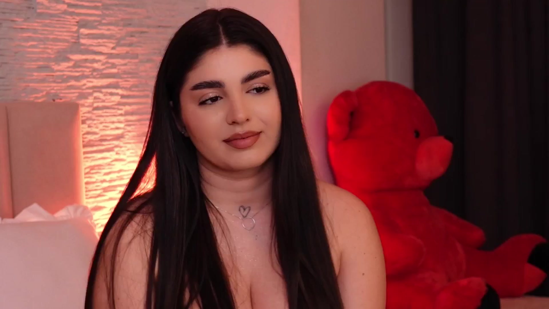 Gallery image thumbnail from RachelS's myfreecams stream on, 03/05/2025, 12:42 image 12 of 20