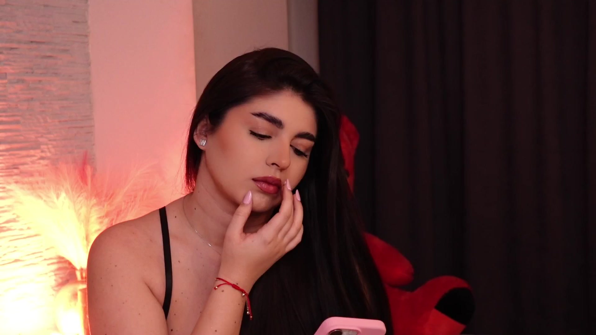 Gallery image thumbnail from RachelS's myfreecams stream on, 03/06/2025, 06:09 image 13 of 20