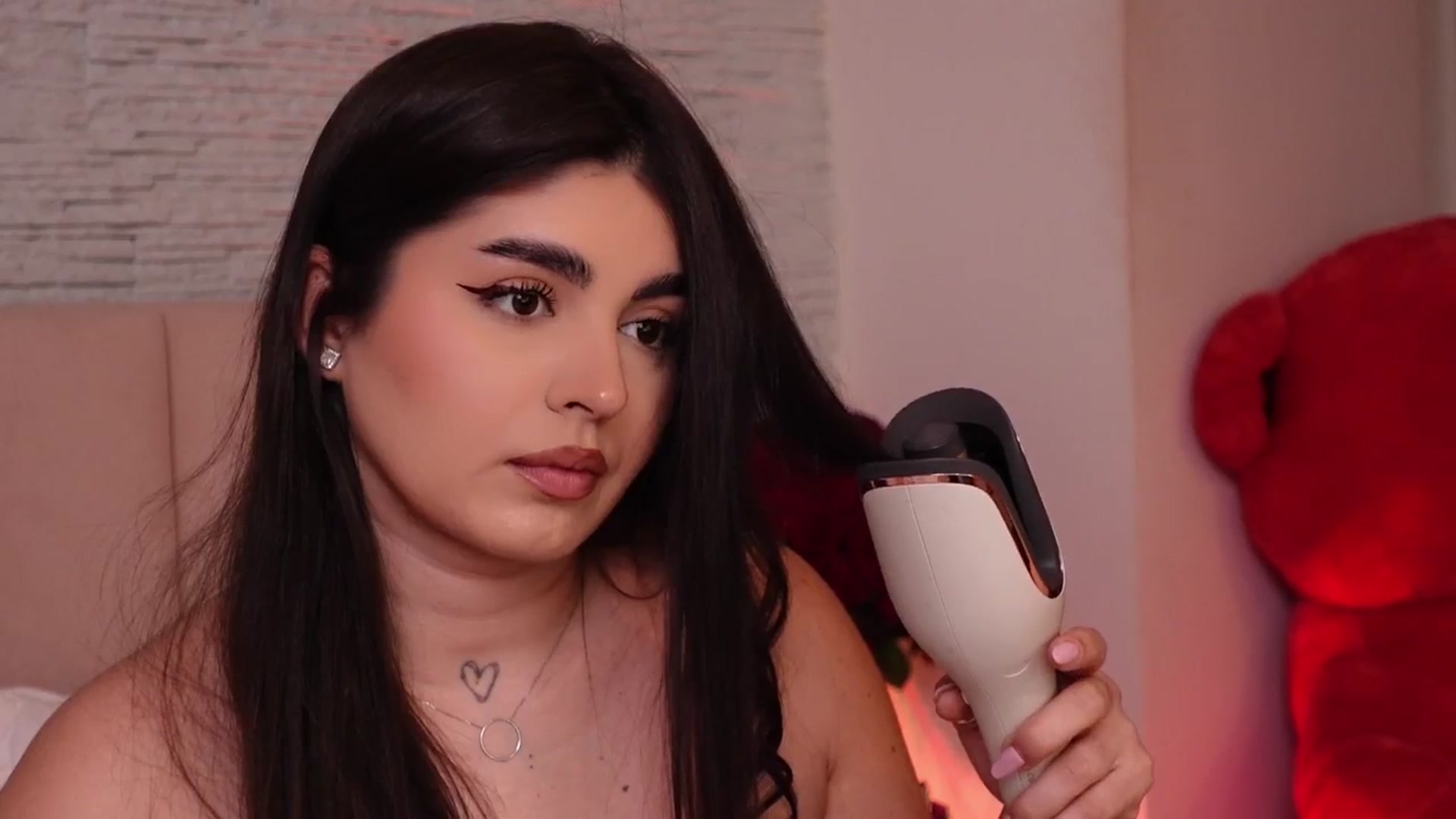 Gallery image thumbnail from RachelS's myfreecams stream on, 03/09/2025, 12:08 image 8 of 20