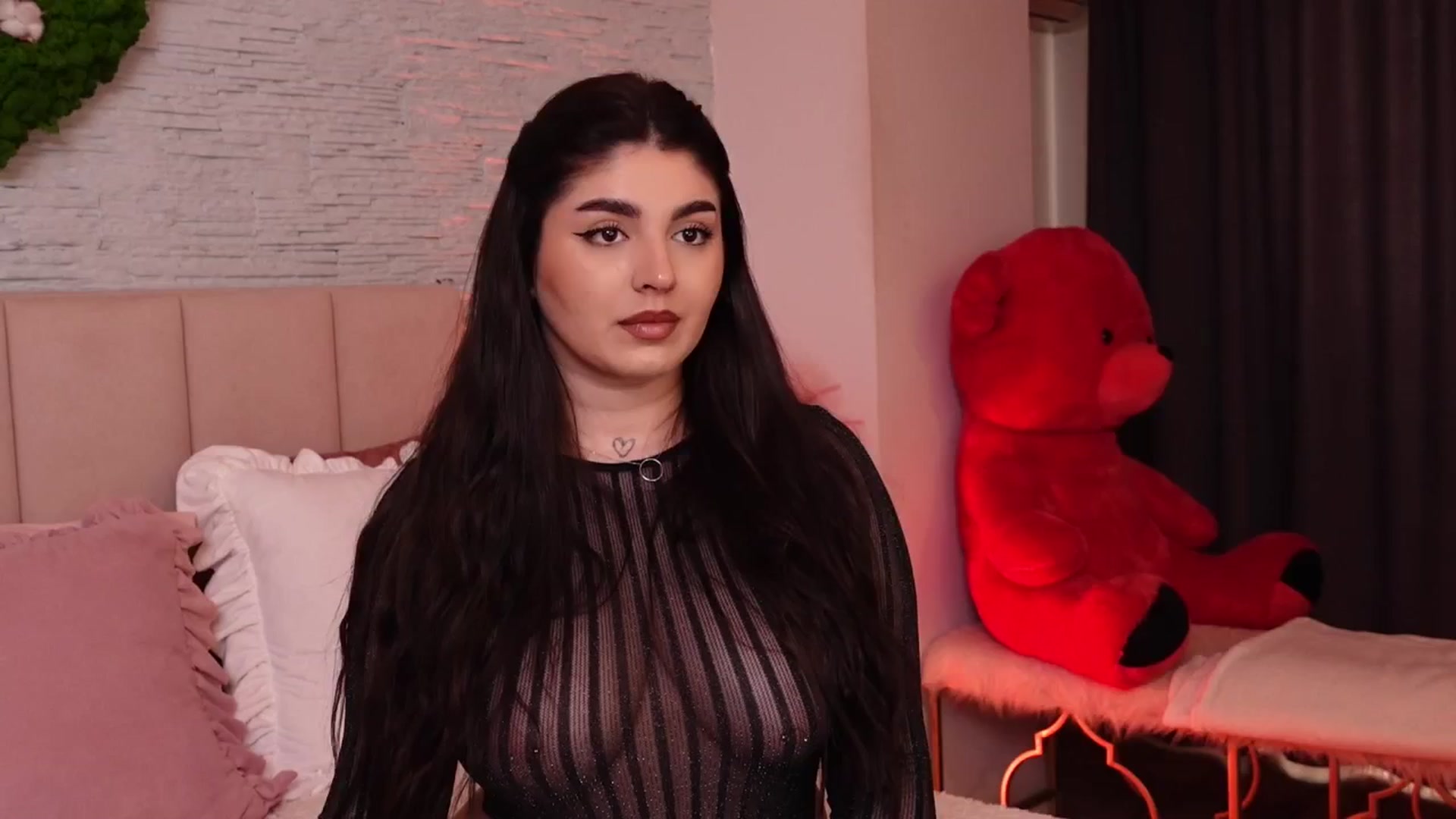 Gallery image thumbnail from RachelS's myfreecams stream on, 03/14/2025, 10:40 image 15 of 20